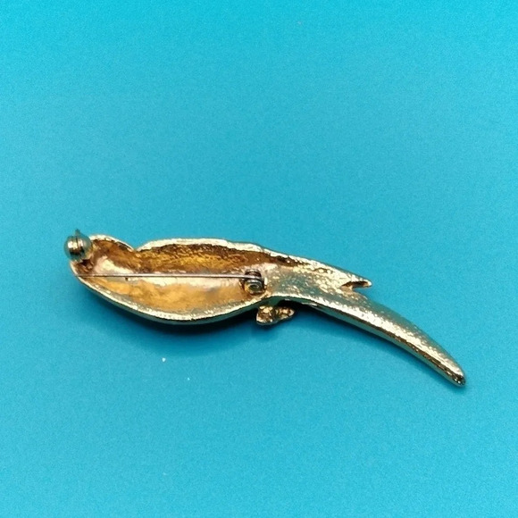 Gold Tone Parrot Bird Fashion Enamel Rhinestone Accents Brooch Pin - Picture 5 of 8